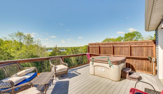 Lake-View Kentucky Getaway w/Resort Amenities!