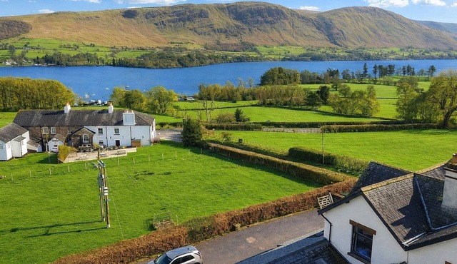 Lake View, luxurious home with 2 ground floor bedrooms, stunning Lake Ullswater views.