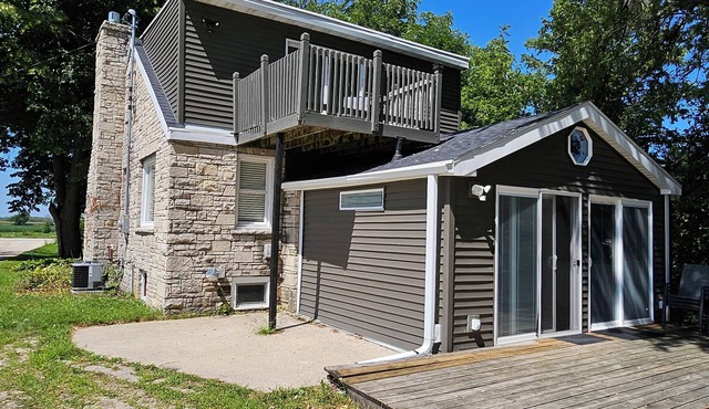 Lake Winnebago lakefront rental