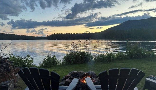 Lakefront 3-bedroom, 2-bath house on Moose Pond in Denmark Maine with AC, WiFi