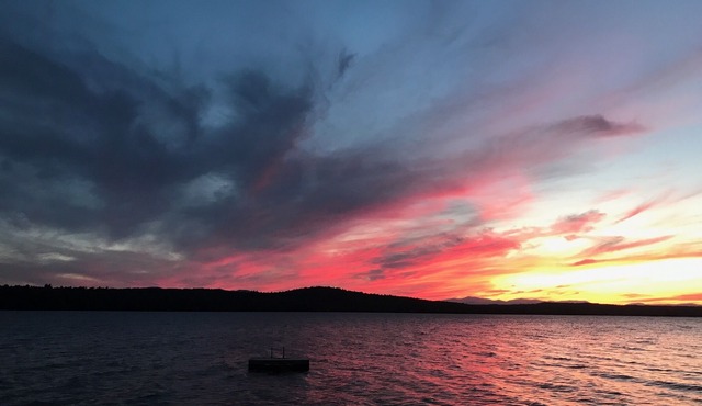 Lakefront cabin with spectacular sunsets included