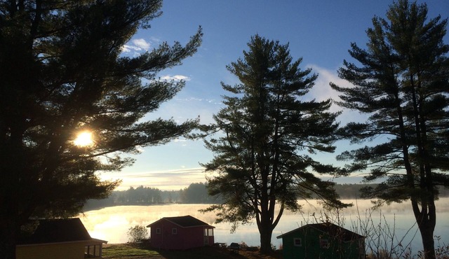 Lakefront Cottage PET FRIENDLY