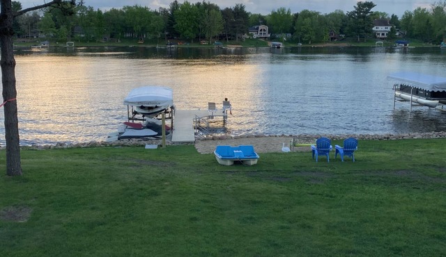 Lakefront home Minutes to Sand Valley Golf Resort Pontoon rental option