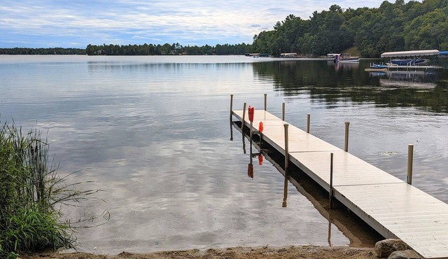 Lakefront home w/Suite, Private Dock on Rush Lake Whitefish chain, Crosslake