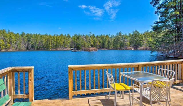 Lakefront Retreat w/Kayaks, Grill, Fire Pit!