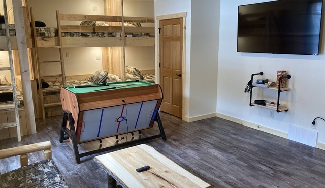 Lakefront Trail Bunkhouse 17B