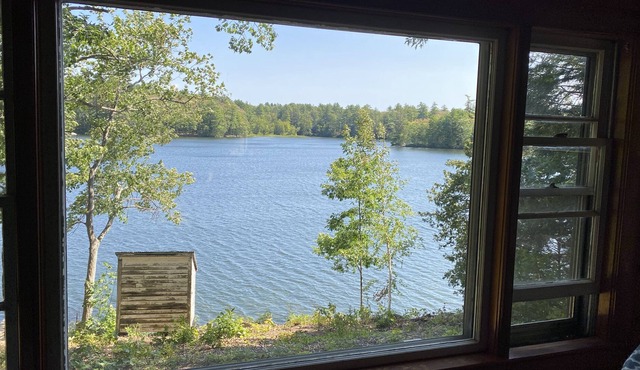 Lakehouse in Maine