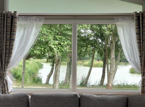 Lakeside Caravan White Acres Holiday Park Newquay Sleeps 6