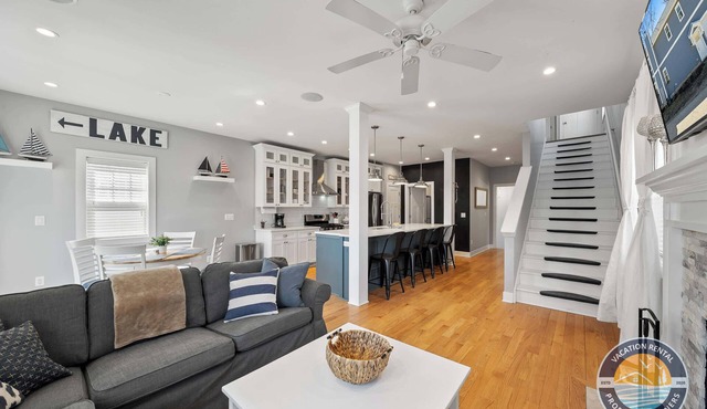 Lakeside Comfort Near Delavan Lake