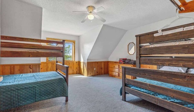 Lakeside Condo #15 4BR 3BA Timberlane Resort