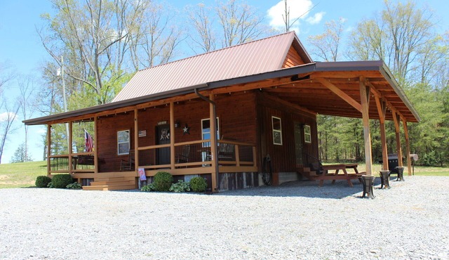 Lakeside Retreat Cabin in Peaceful Summersville WV