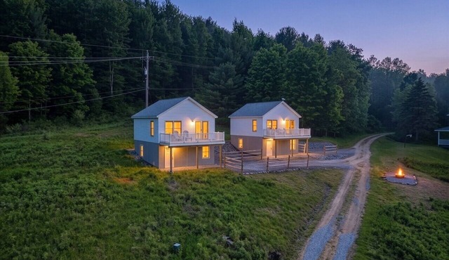 Lakeview Retreat w Fire Pit & Total Privacy!