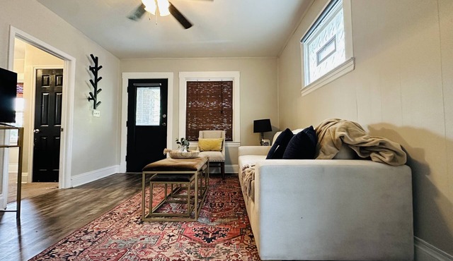 Lakewood Cozy Boho Apartment