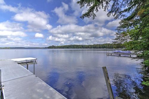 Land O' Lakes Hideaway w/Boat Dock & Lake Views!