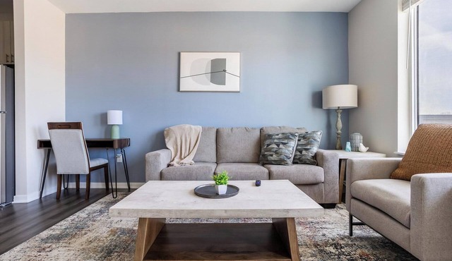 Landing | Amazing 1BD, Gym, Pool