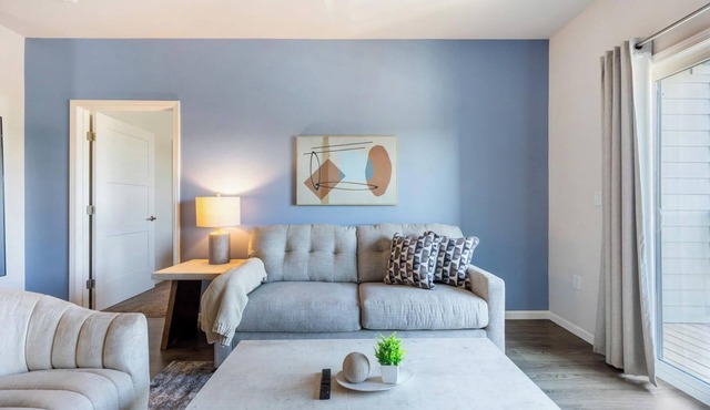 Landing | Amazing 2BD, Courtyard, Game Room