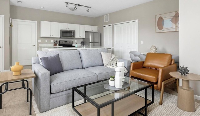 Landing | Beautiful 1BD, Clubhouse, Gym