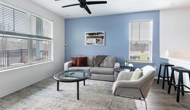 Landing | Beautiful 2BD, Gym, Clubhouse