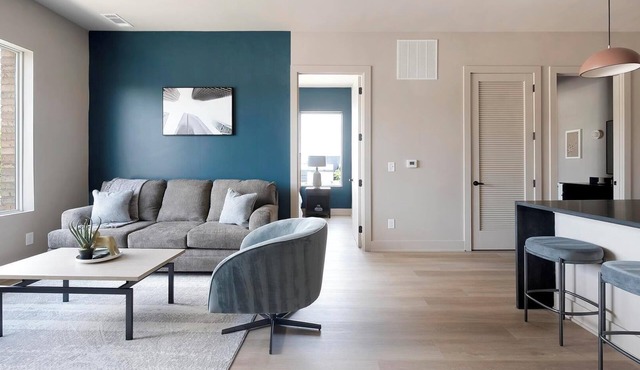Landing | Beautiful 2BD, Rooftop Lounge