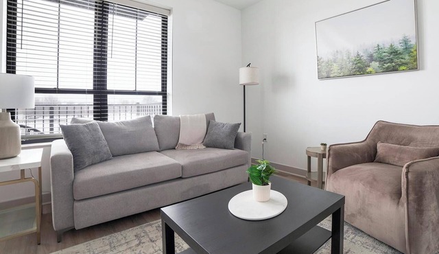 Landing | Beautiful 1BD, Rooftop Lounge, Courtyard