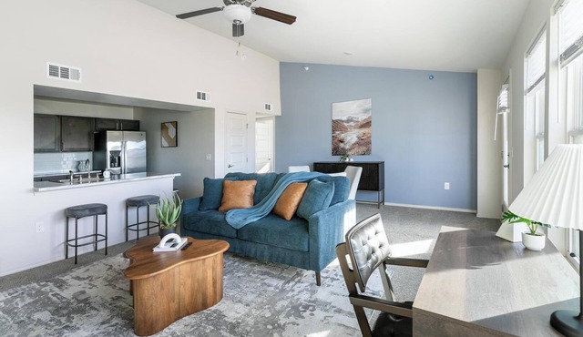 Landing | Beautiful 2BD, Gym, Clubhouse
