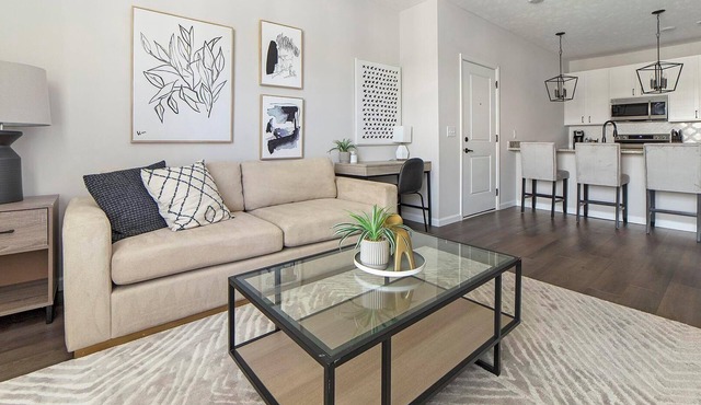 Landing | Chic 1BD, Gym, Clubhouse