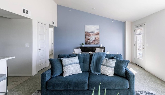 Landing | Incredible 2BD, Clubhouse, Gym