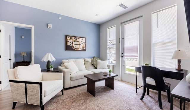Landing | Incredible 2BD, Gym, Clubhouse