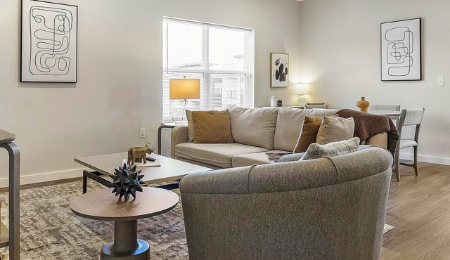 Landing | Incredible 2BD, Pool, Clubhouse