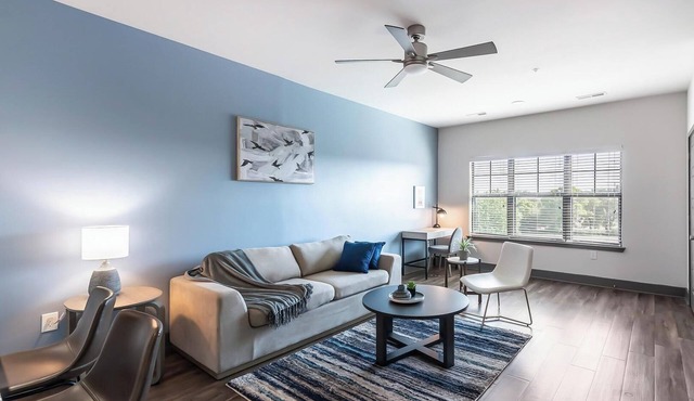 Landing | Modern 1BD, Clubhouse, Gym