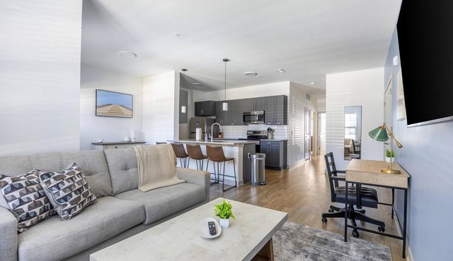 Landing | Spectacular 2BD, Gym, Clubhouse