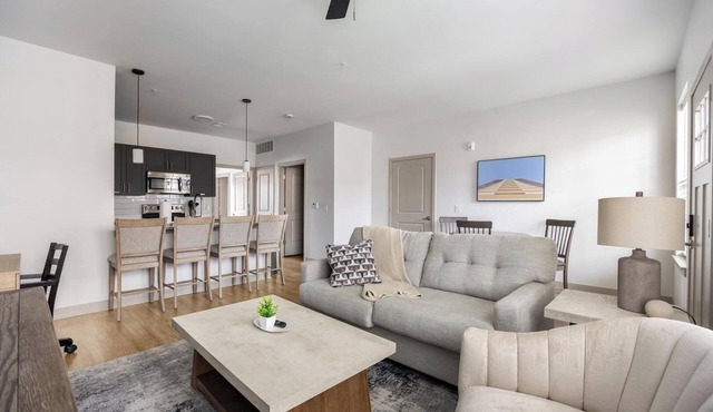 Landing | Stunning 1BD, Clubhouse, Gym