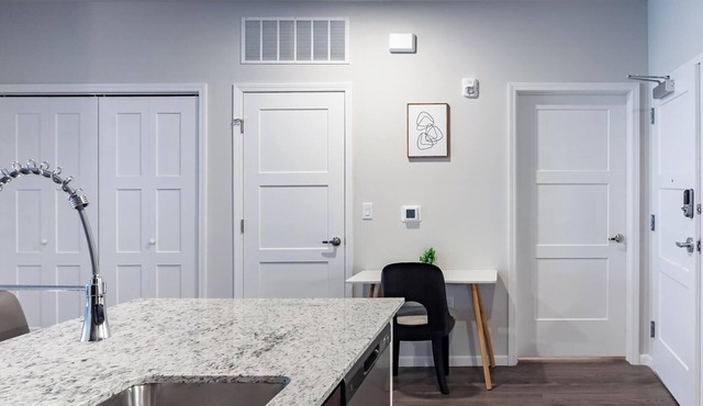 Landing | Stunning 2BD, Game Room, Gym