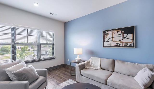 Landing | Stylish 1BD, Clubhouse, Gym