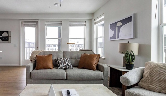 Landing | Stylish 2BD in Manhattan Harbour
