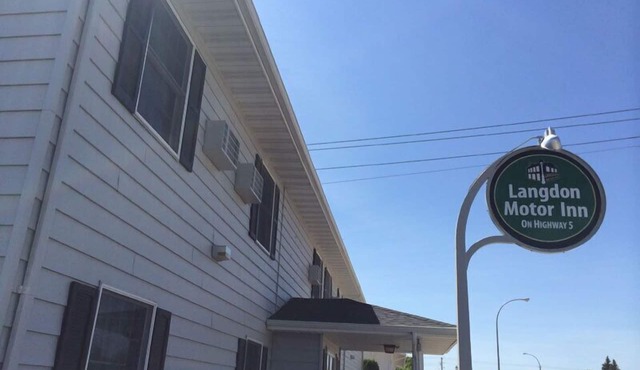 Langdon Motor Inn