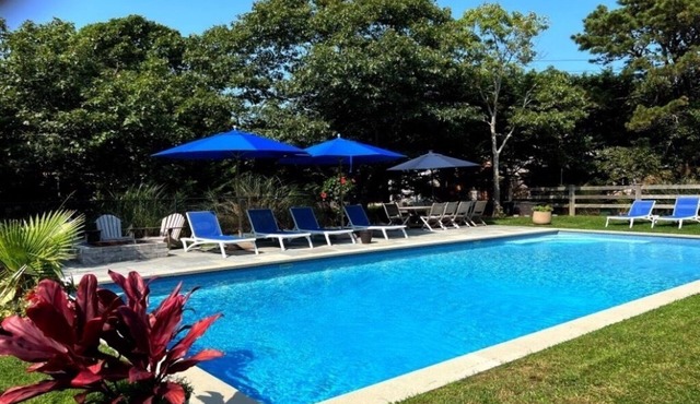 Large Home 18x40 Heated Saltwater Pool, Walk to Beach, FERRY TICKETS available