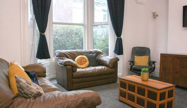 Large House In Prime Location in Hartlepool