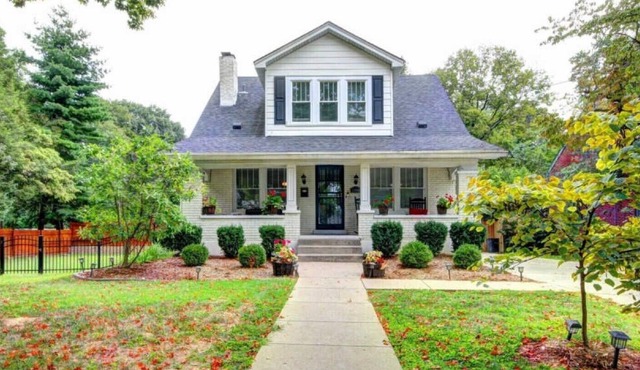 Large Private Space in a Charming Historical Home