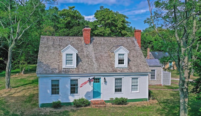 Large, Renovated, Pet Friendly home w/room for everyone! Close to everything.