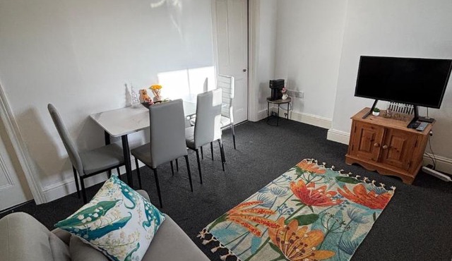 Leamington Spa Boutique Two Bedroom Flat