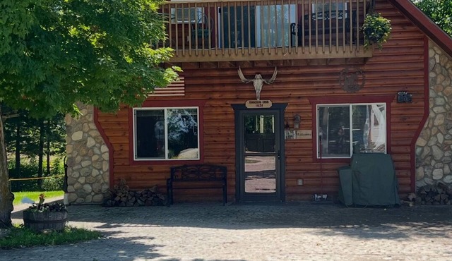 Leech Lake Cabin Newly Renovated: Sleeps 6+ w/Fireplace, Dock Access & Firepit