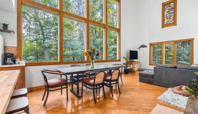 Lincoln Lodge: Secluded~Wineries~Dog Friendly