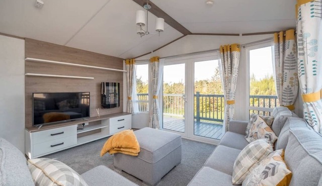 Lisa Marie-Luxury Caravan-Seton Sands-8 Berth