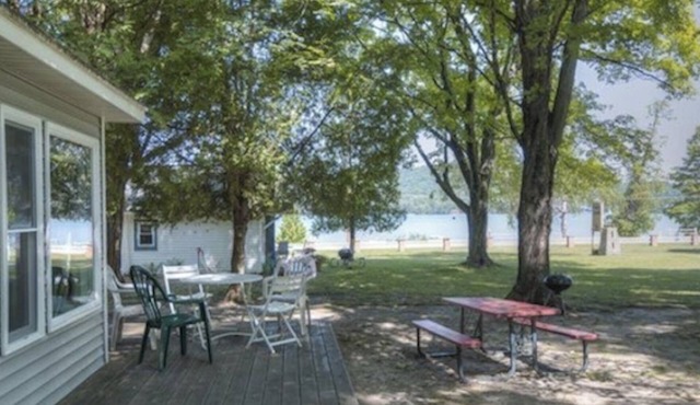 Little Glen Lake Cottage - Glen Arbor/Sleeping Bear Dunes Area