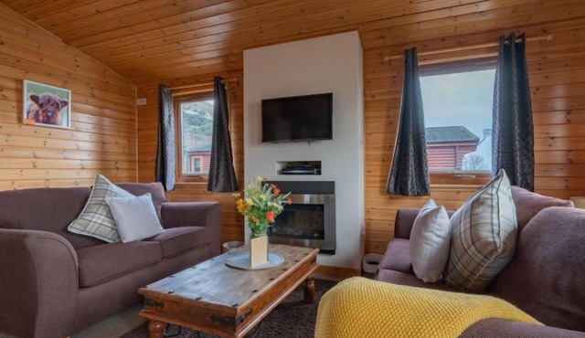 Loch Leven Lodge 10 by Interhome