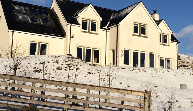 Lochedge Lodge