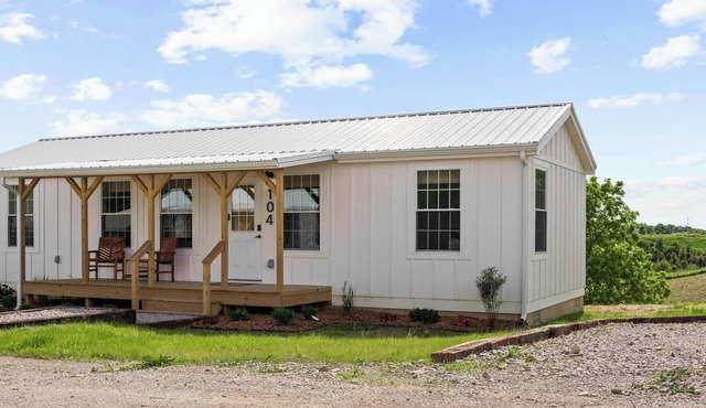 Lodge 104 at Eden Reserve—Safari Cabin Near Ark