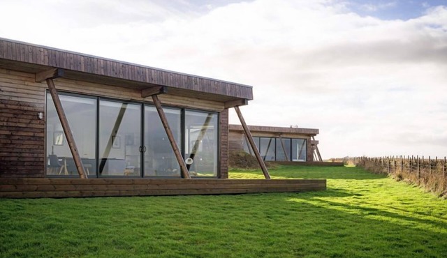Lodge 7 - 3 Bed - a john o'groat that sleeps 6 guests in 3 bedrooms