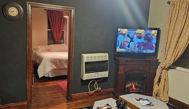Loft 3 1-bedroom apartment in terrific Logan with Wi-Fi, AC